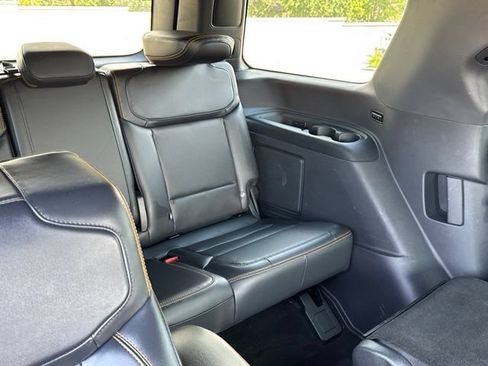 Used 2025 Ford Expedition Tremor AWD/4WD image 15