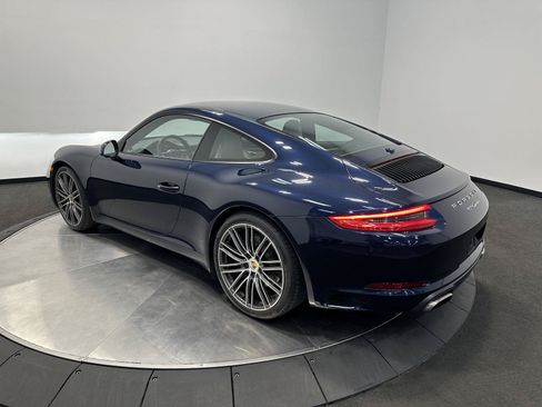 Used 2018 Porsche 911 Carrera RWD image 3