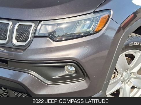 Used 2022 Jeep Compass Latitude FWD image 10