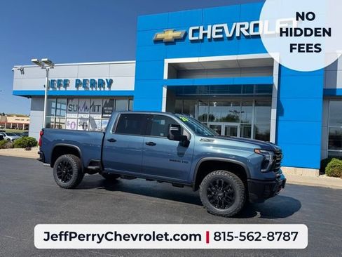 New 2026 Chevrolet Silverado 2500 LTZ w/ LTZ Plus Package AWD/4WD image 1