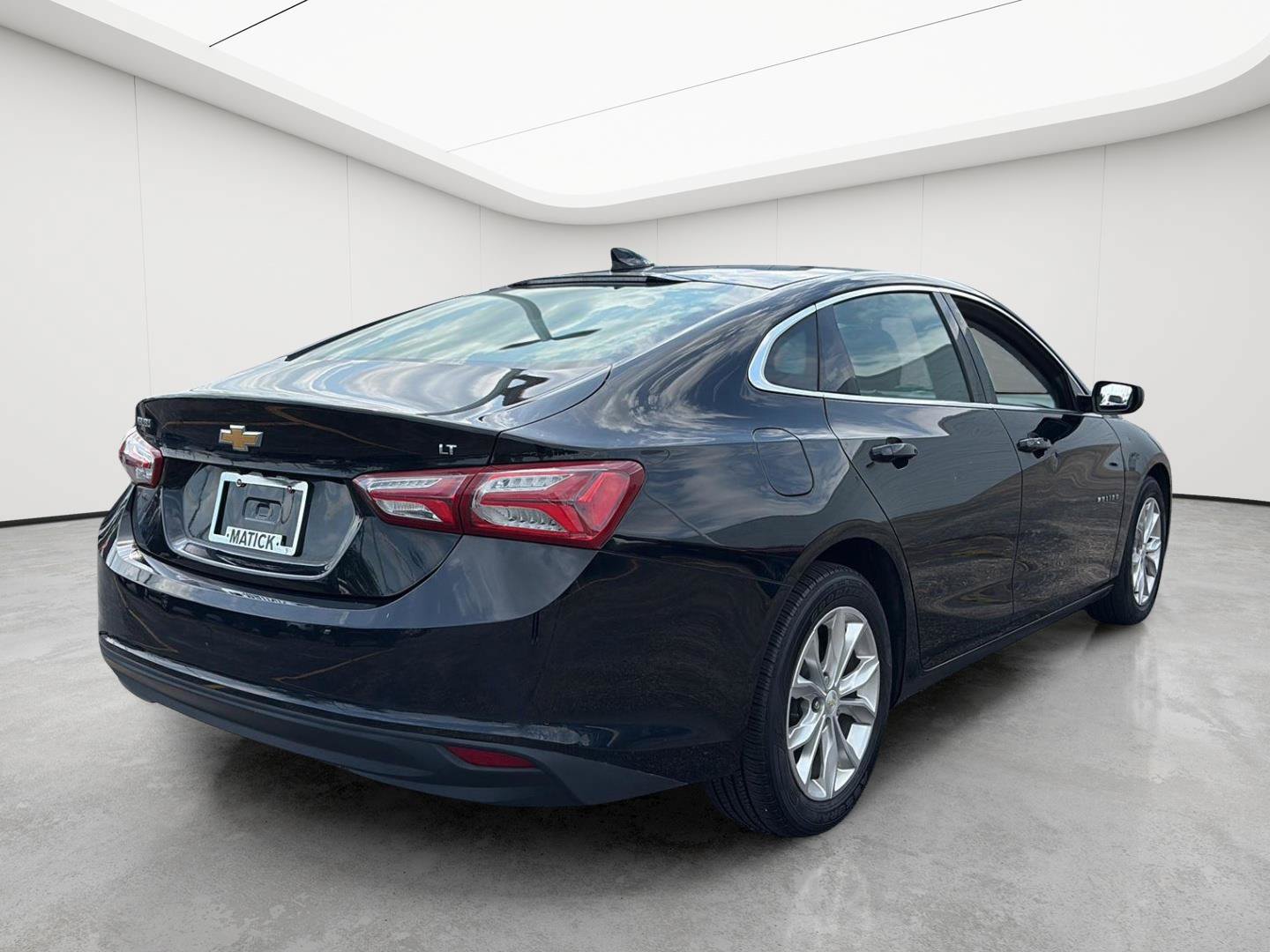 Used 2019 Chevrolet Malibu LT FWD image 9
