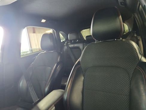 Used 2023 Ford Escape ST-Line FWD image 8
