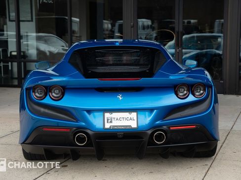 Used 2021 Ferrari F8 Tributo image 16
