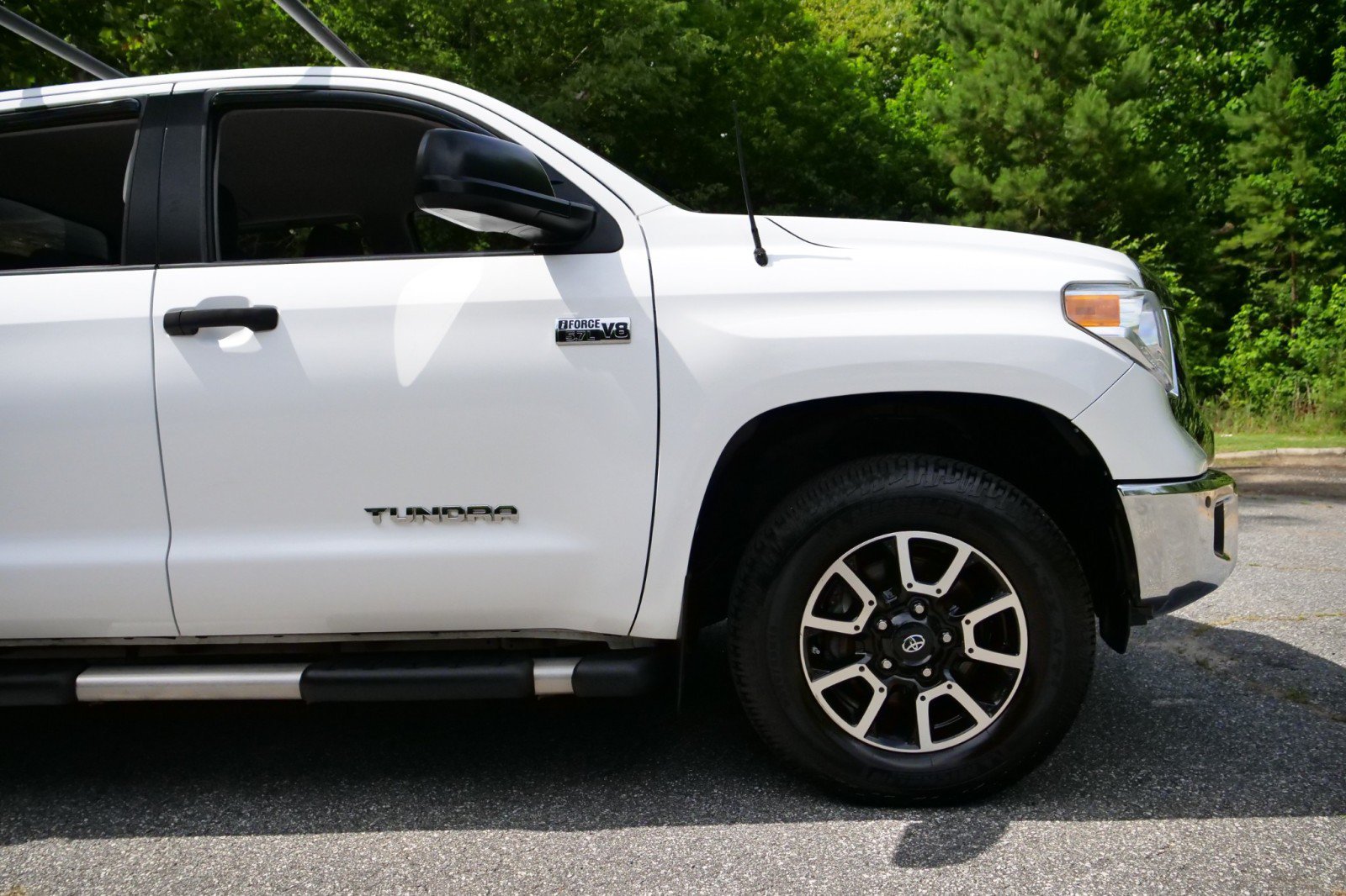 Used 2016 Toyota Tundra SR5 w/ TRD Off Road Package AWD/4WD image 36