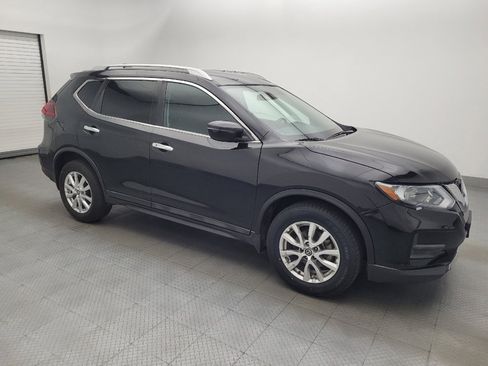 Used 2020 Nissan Rogue SV FWD image 11