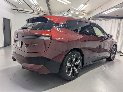 Used 2022 BMW iX xDrive50 w/ Premium Package image 3