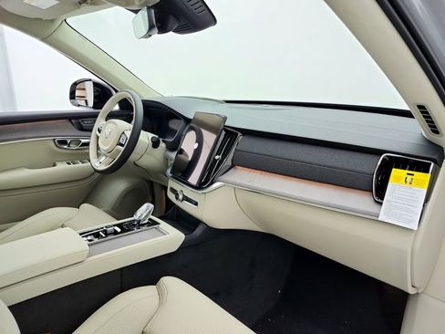 New 2026 Volvo XC90 T8 Ultra w/ Lounge Package AWD/4WD image 17