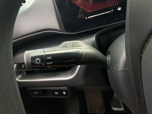 Used 2025 Kia K4 FWD image 27