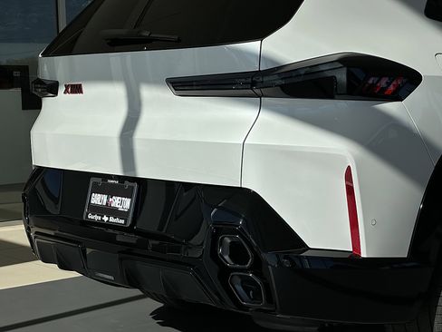 New 2026 BMW XM Label Red image 9