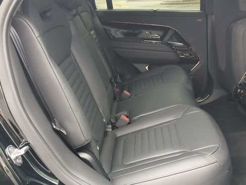 New 2026 Land Rover Range Rover Sport SV AWD/4WD image 21
