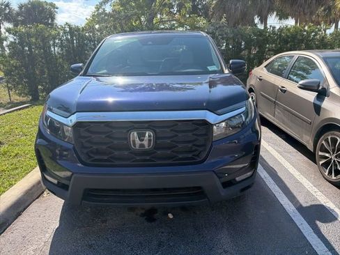 Used 2023 Honda Passport EX-L image 2
