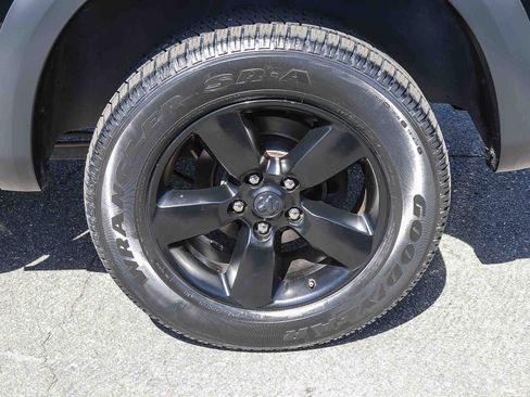 Used 2019 RAM 1500 Classic Warlock w/ Luxury Group image 13