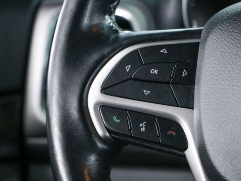 Used 2021 Jeep Grand Cherokee Laredo X AWD/4WD image 13