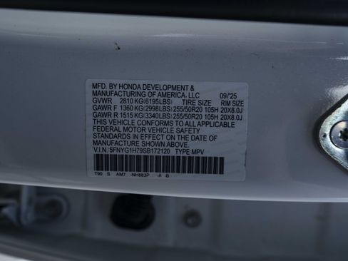 Used 2025 Honda Pilot Touring image 48