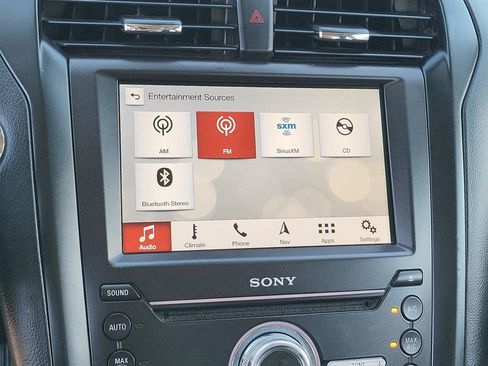 Used 2019 Ford Fusion Energi Titanium image 5