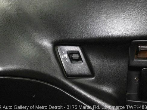 Used 1996 Chevrolet Corvette Coupe image 38