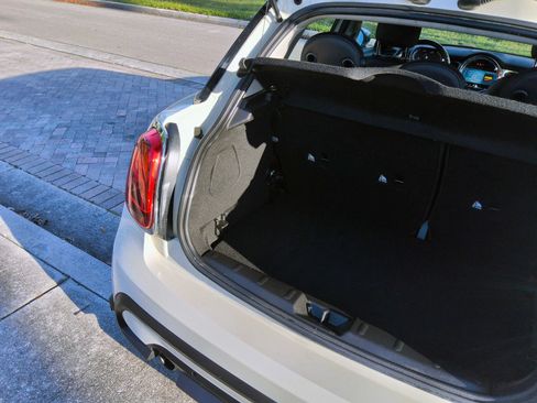 Used 2023 MINI Cooper 4-Door Hardtop FWD image 51