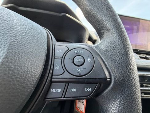 Used 2024 Toyota RAV4 LE AWD/4WD image 23