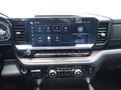 Used 2023 GMC Sierra 1500 Elevation w/ Preferred Package image 41