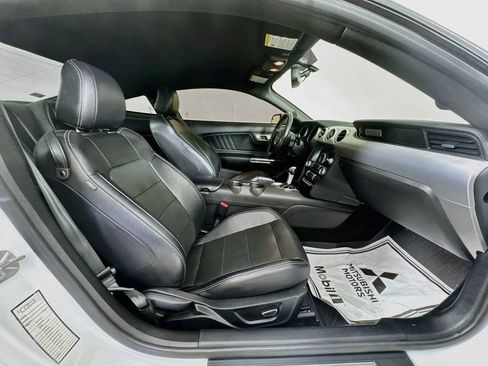 Used 2019 Ford Mustang GT Premium RWD image 27