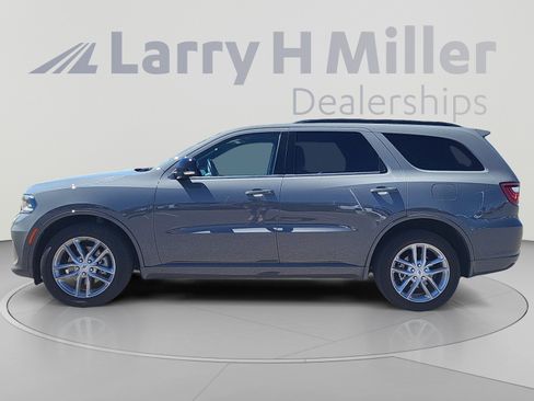 Used 2025 Dodge Durango GT AWD/4WD image 2