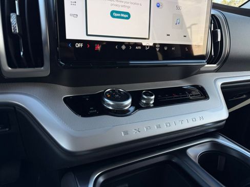 New 2026 Ford Expedition Max Active image 18