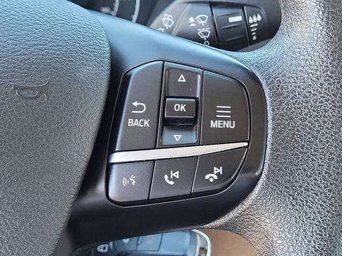 Used 2023 Ford Transit 350 XLT RWD image 25