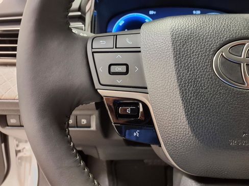 New 2026 Toyota Camry XLE FWD image 19