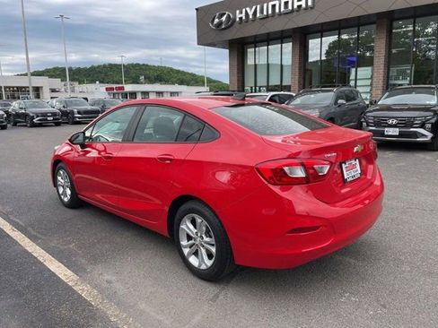 Used 2019 Chevrolet Cruze LS w/ LS Convenience Package FWD image 5