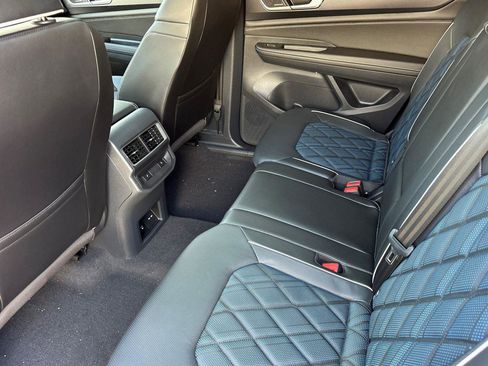 Used 2024 Volkswagen Atlas Cross Sport SEL Premium R-Line image 12