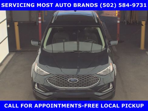 Used 2024 Ford Edge SEL w/ Convenience Package image 3