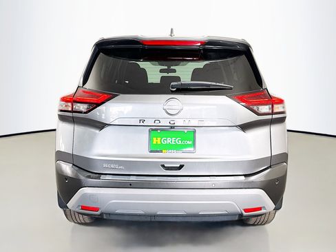 Used 2023 Nissan Rogue S image 8