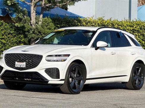 Used 2023 Genesis GV70 2.5T w/ Sport Prestige Package image 8