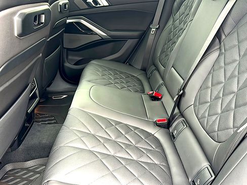 New 2027 BMW X6 xDrive40i AWD/4WD image 16