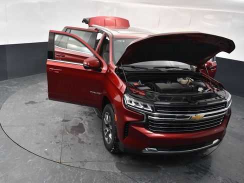 Used 2023 Chevrolet Tahoe LT w/ LT Signature Package image 16
