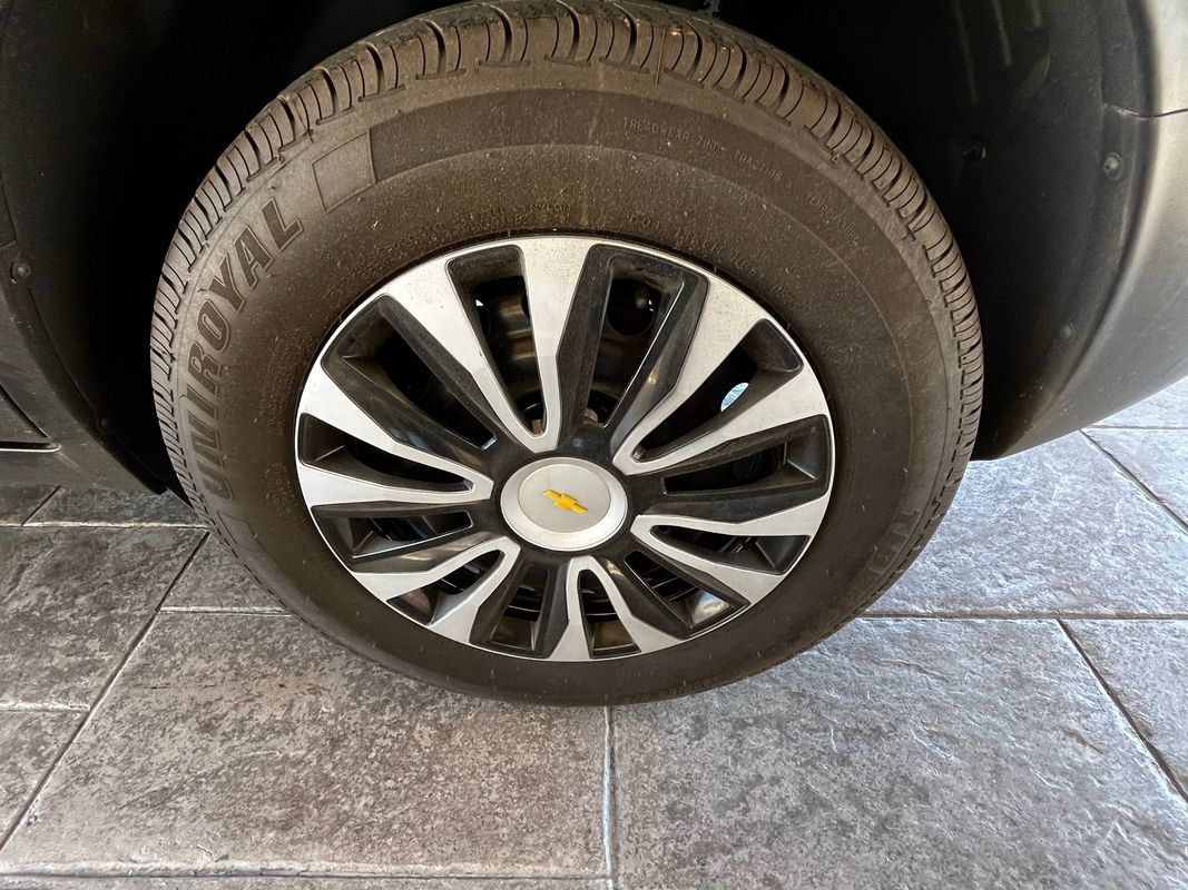 Used 2017 Chevrolet Trax LS FWD image 24