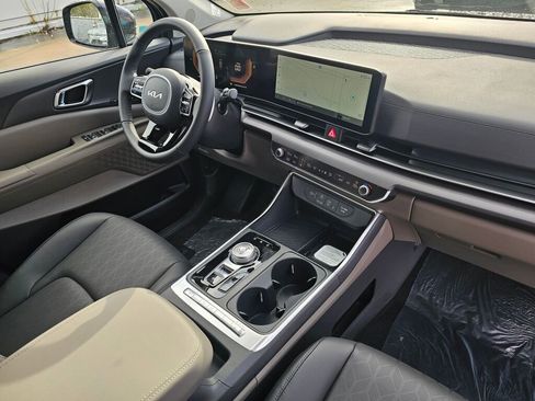 New 2026 Kia Carnival EX image 31