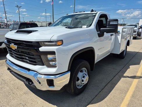 New 2025 Chevrolet Silverado 3500 W/T w/ WT Convenience Package AWD/4WD image 3