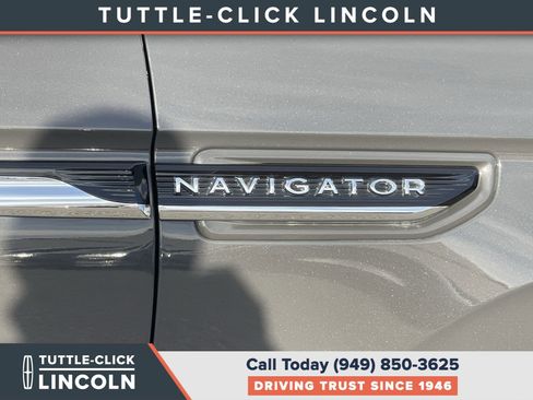 Used 2022 Lincoln Corsair Reserve w/ Equipment Group 201A image 8