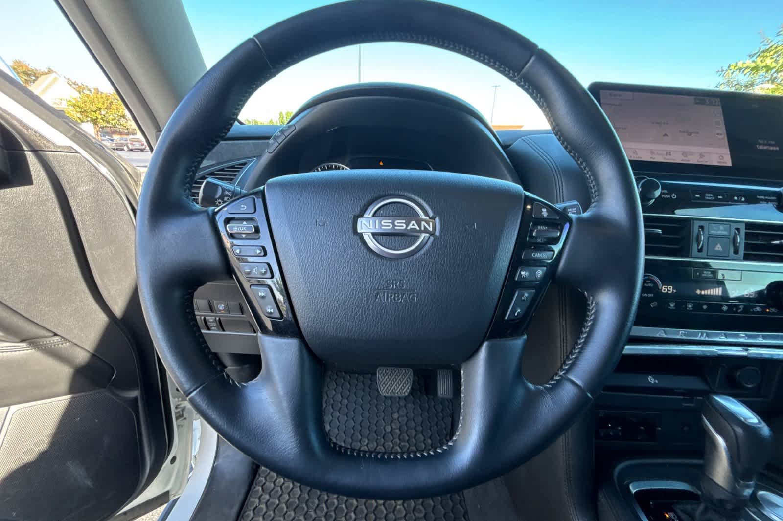 Used 2021 Nissan Armada SV w/ SV Appearance Package RWD image 27