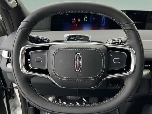 New 2025 Lincoln Navigator L Reserve w/ Jet Appearance Package image 16