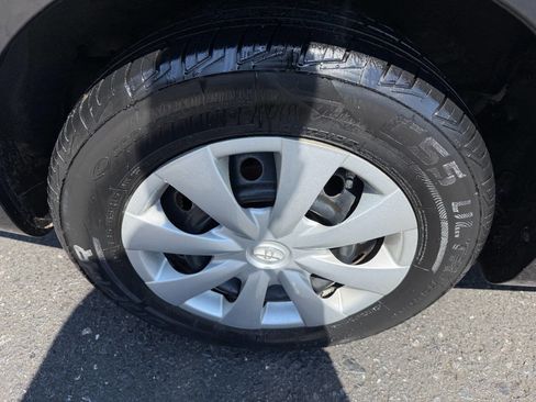 Used 2013 Toyota Corolla L image 11