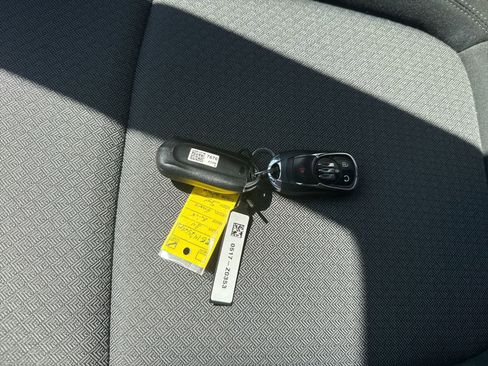Used 2024 Buick Encore GX Preferred FWD image 20