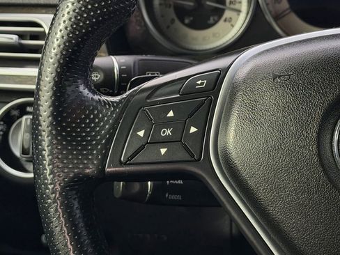 Used 2014 Mercedes-Benz E 350 Sedan image 17