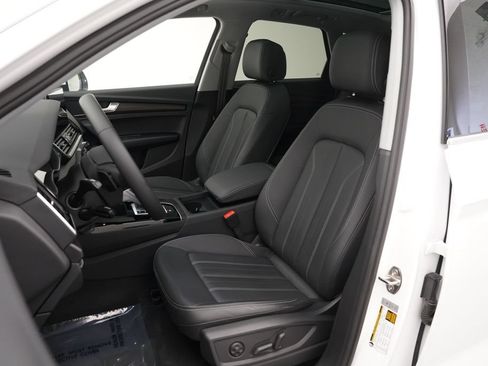 Used 2023 Audi Q5 2.0T Premium w/ Convenience Package AWD/4WD image 6
