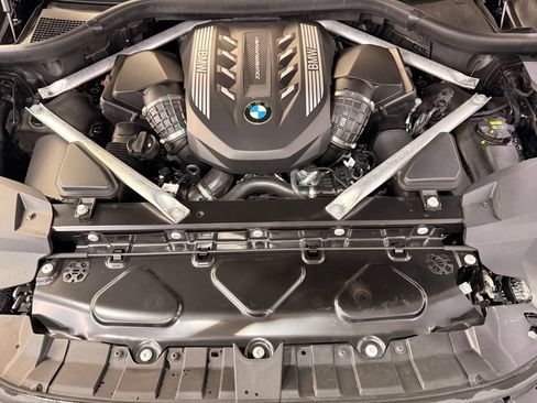 Used 2020 BMW X7 M50i AWD/4WD image 6