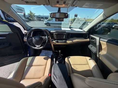 Used 2015 Toyota RAV4 Limited AWD/4WD image 9