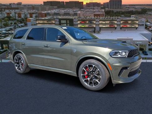 New 2026 Dodge Durango SRT Hellcat w/ Trailer Tow Group IV AWD/4WD image 1