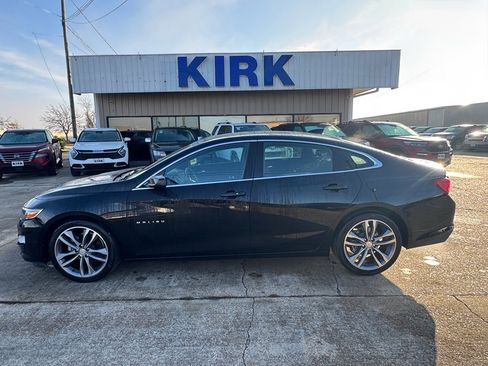 Used 2023 Chevrolet Malibu LT image 2