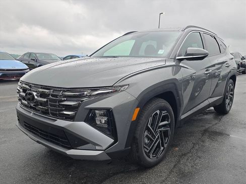 New 2026 Hyundai Tucson Limited FWD image 2